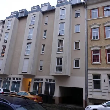 Gut Und Guenstig In - Zentrumsnah - Inkl Fahrraeder & Netflix * Λειψία