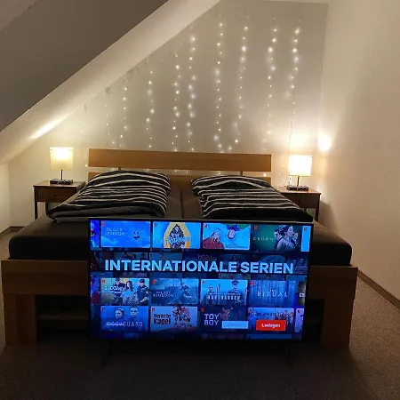 Gut Und Guenstig In - Zentrumsnah - Inkl Fahrraeder & Netflix Διαμέρισμα Λειψία