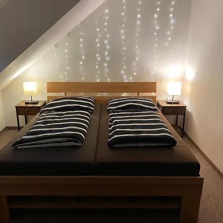 Gut Und Guenstig In - Zentrumsnah - Inkl Fahrraeder & Netflix Λειψία